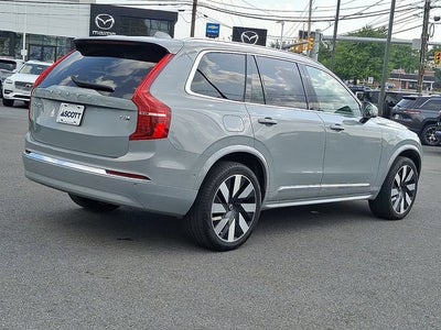 2025 Volvo XC90 Plug-In Hybrid Ultra