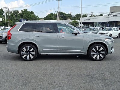 2025 Volvo XC90 Plug-In Hybrid Ultra
