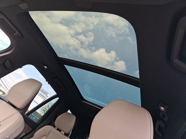 2025 Volvo XC90 Plug-In Hybrid Ultra