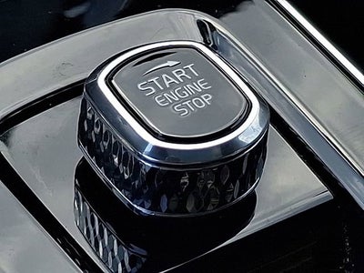 2025 Volvo XC90 Plug-In Hybrid Ultra