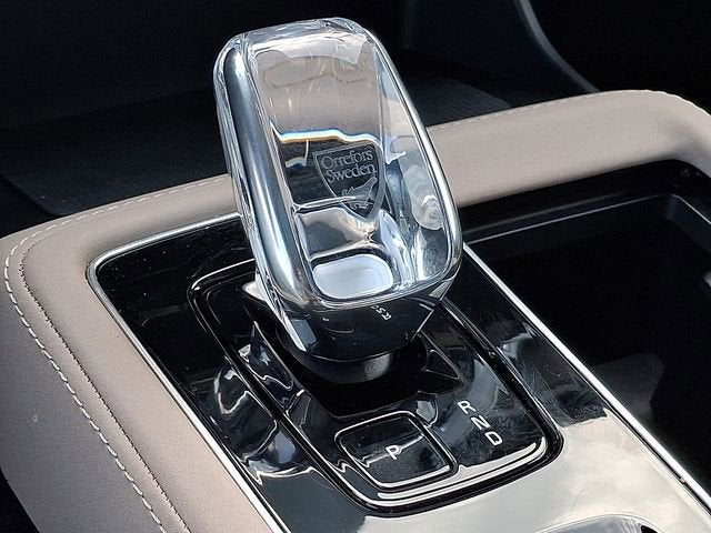 2025 Volvo XC90 Plug-In Hybrid Ultra