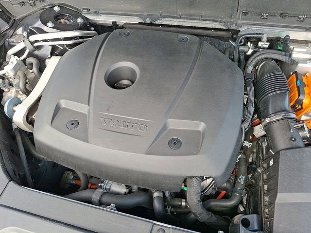 2025 Volvo XC90 Plug-In Hybrid Ultra