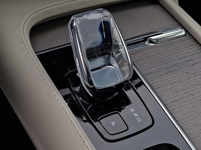 2024 Volvo XC90 Recharge Plug-In Hyb Ultimate