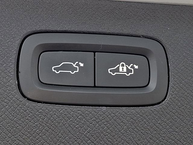 2024 Volvo XC90 Recharge Plug-In Hyb Ultimate