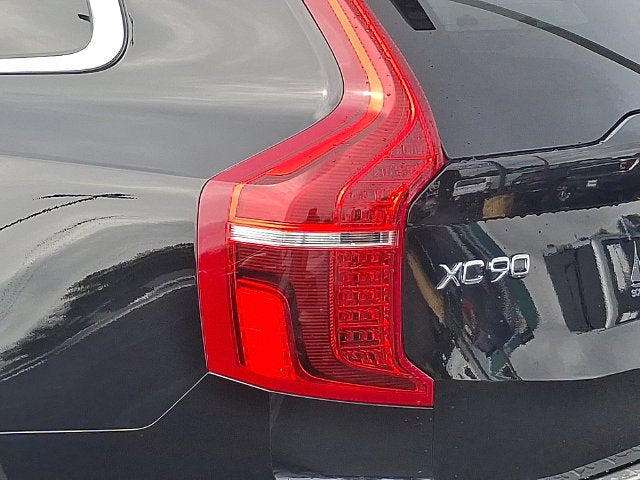2025 Volvo XC90 Plug-In Hybrid Plus