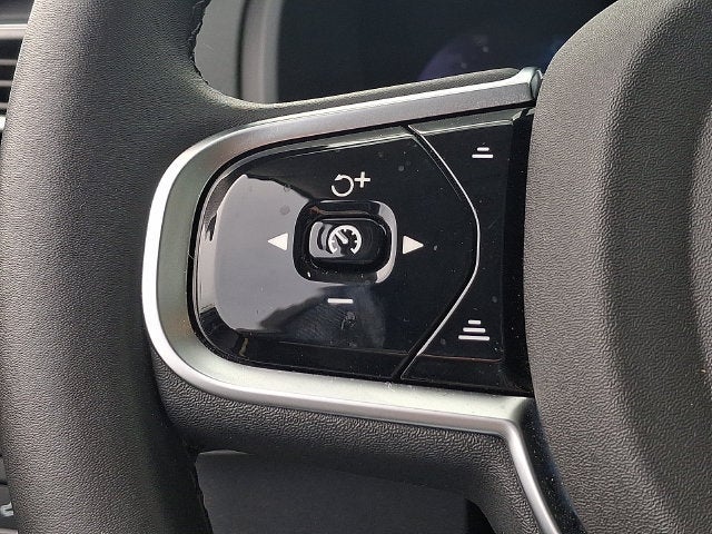 2025 Volvo XC90 Plug-In Hybrid Plus
