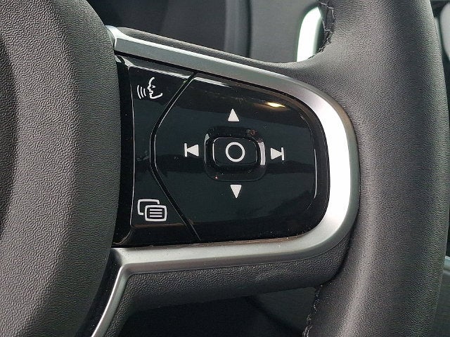 2025 Volvo XC90 Plug-In Hybrid Plus