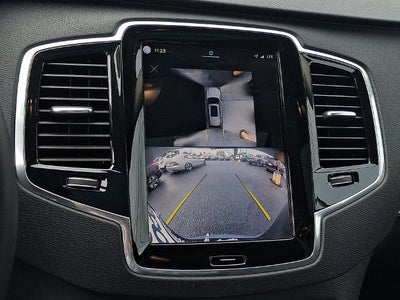 2025 Volvo XC90 Plug-In Hybrid Plus
