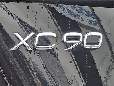 2025 Volvo XC90 Plug-In Hybrid Plus