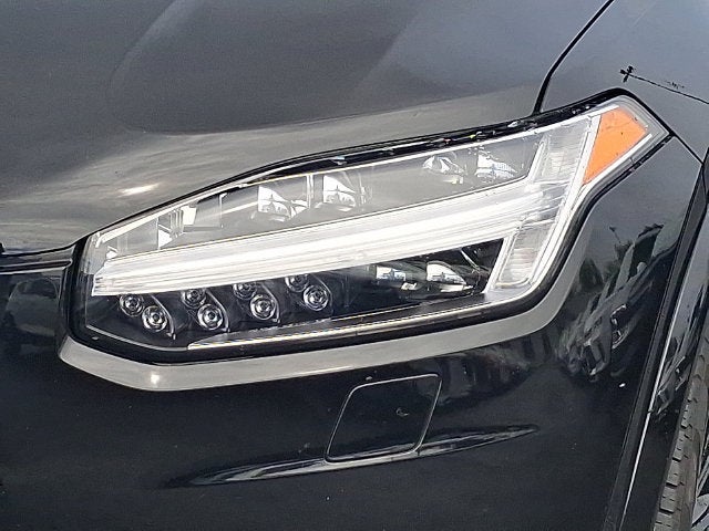 2025 Volvo XC90 Plug-In Hybrid Plus