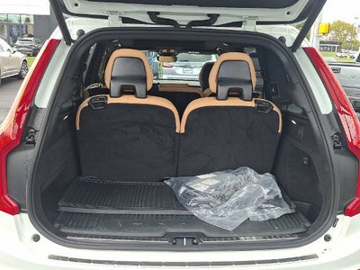 2025 Volvo XC90 Plug-In Hybrid Ultra