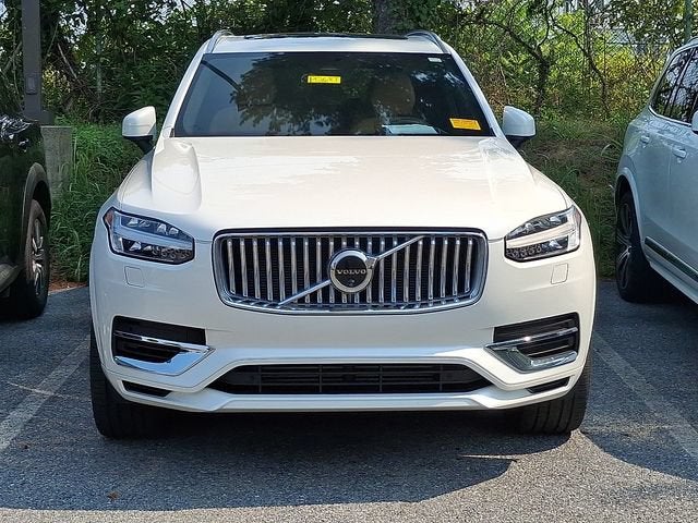 2025 Volvo XC90 Plug-In Hybrid Ultra