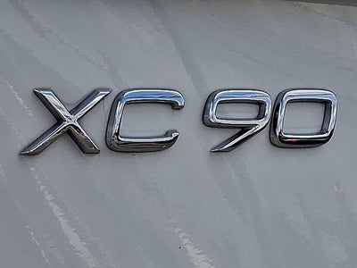 2025 Volvo XC90 Plug-In Hybrid Ultra