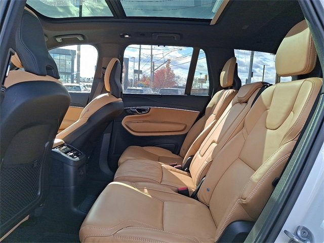 2025 Volvo XC90 Plug-In Hybrid Ultra