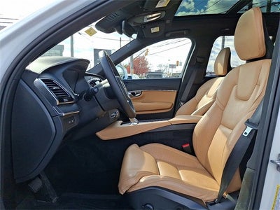 2025 Volvo XC90 Plug-In Hybrid Ultra