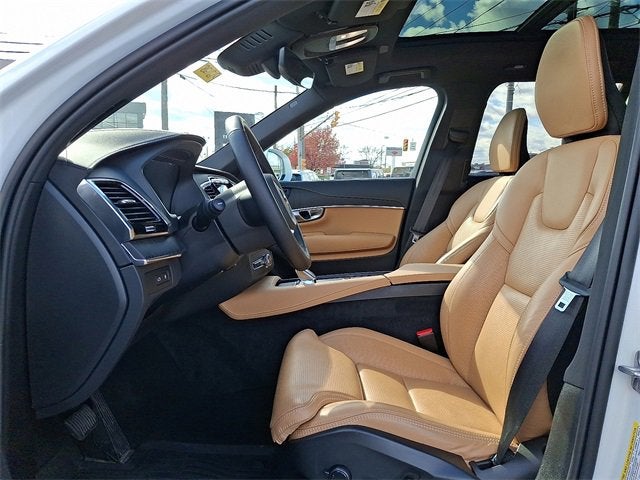 2025 Volvo XC90 Plug-In Hybrid Ultra