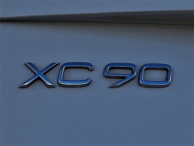 2025 Volvo XC90 Plug-In Hybrid Ultra