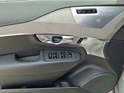 2025 Volvo XC90 Plug-In Hybrid Ultra