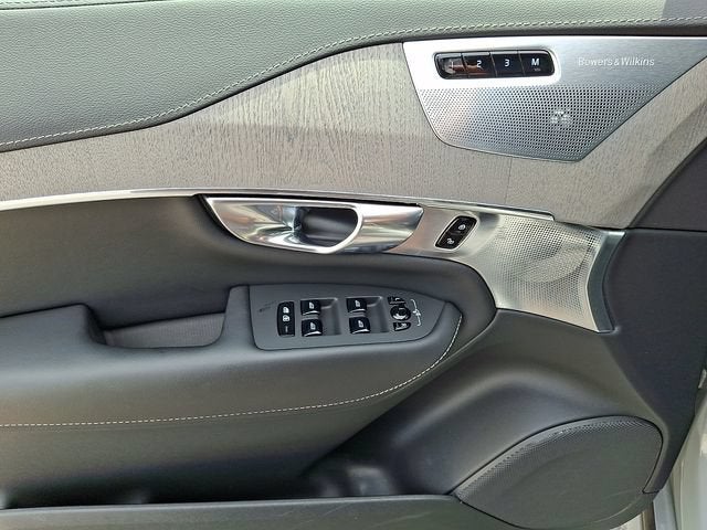 2025 Volvo XC90 Plug-In Hybrid Ultra