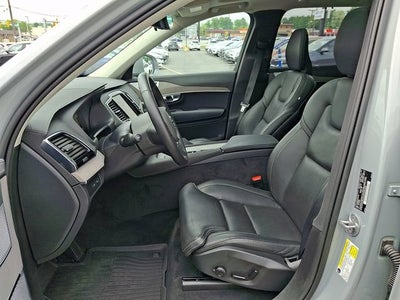 2025 Volvo XC90 Plug-In Hybrid Ultra
