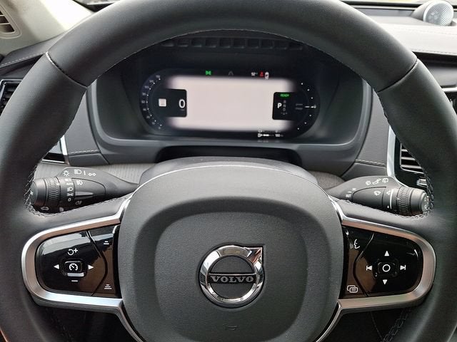 2025 Volvo XC90 Plug-In Hybrid Ultra