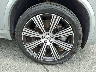 2025 Volvo XC90 Plug-In Hybrid Ultra