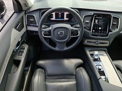 2025 Volvo XC90 Plug-In Hybrid Ultra
