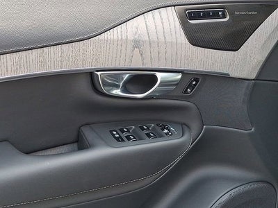 2025 Volvo XC90 Plug-In Hybrid Ultra