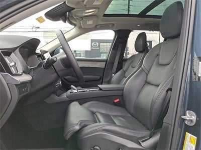 2025 Volvo XC90 Plug-In Hybrid Ultra