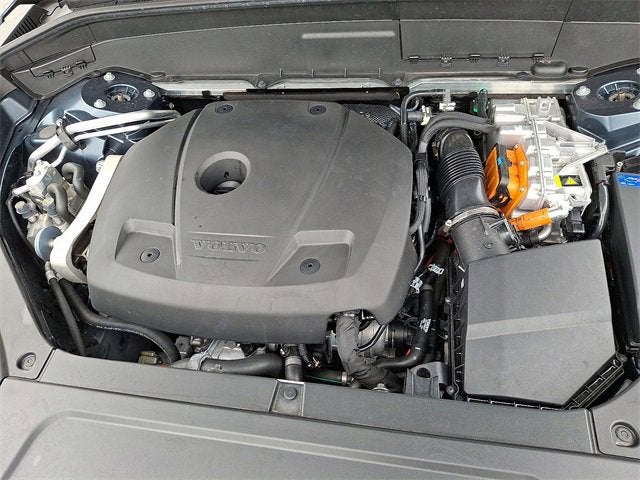 2025 Volvo XC90 Plug-In Hybrid Ultra