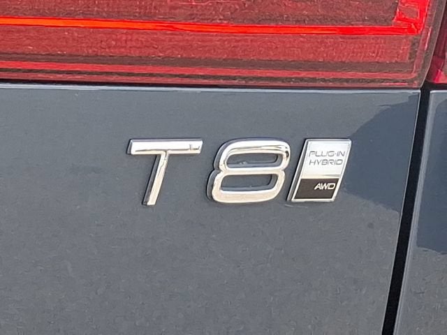 2025 Volvo XC60 Plug-In Hybrid Plus