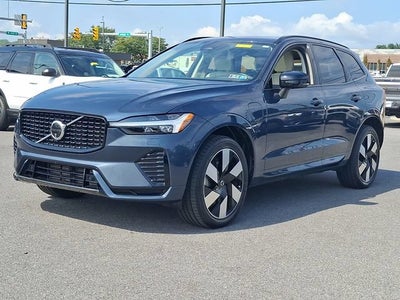 2025 Volvo XC60 Plug-In Hybrid Plus