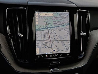 2025 Volvo XC60 Plug-In Hybrid Plus