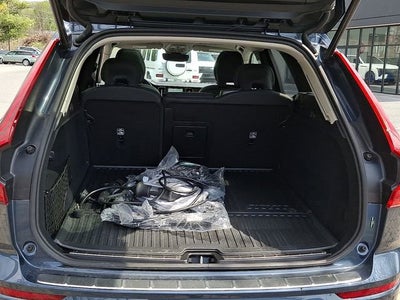 2025 Volvo XC60 Plug-In Hybrid Plus