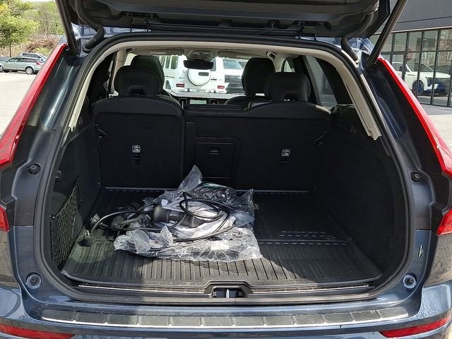 2025 Volvo XC60 Plug-In Hybrid Plus