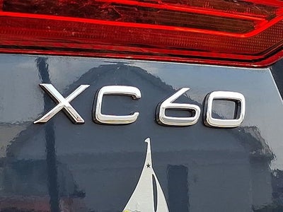 2025 Volvo XC60 Plug-In Hybrid Plus