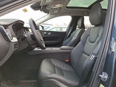 2025 Volvo XC60 Plug-In Hybrid Plus