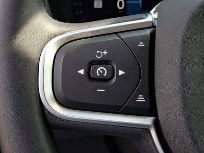 2025 Volvo XC60 Plug-In Hybrid Core