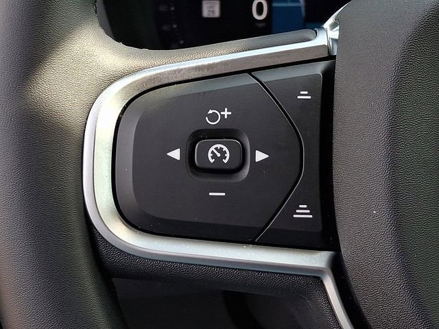 2025 Volvo XC60 Plug-In Hybrid Core