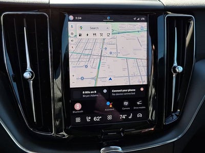 2025 Volvo XC60 Plug-In Hybrid Core