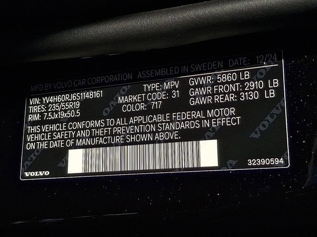 2025 Volvo XC60 Plug-In Hybrid Core