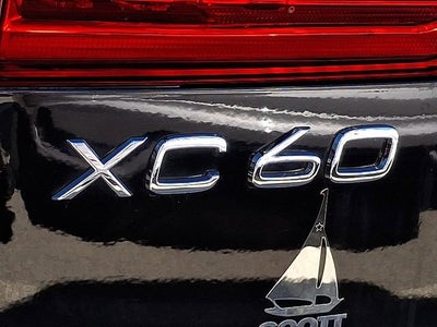 2025 Volvo XC60 Plug-In Hybrid Core
