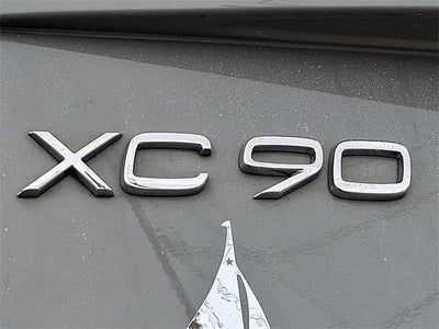 2024 Volvo XC90 Plus Bright Theme