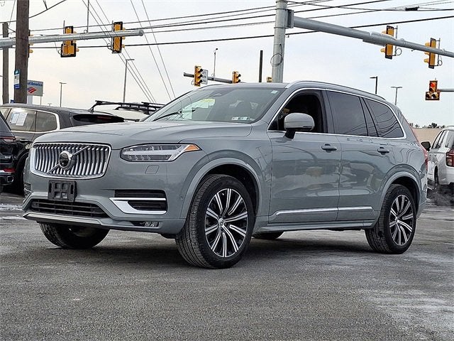 2024 Volvo XC90 Plus Bright Theme