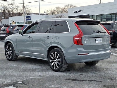 2024 Volvo XC90 Plus Bright Theme