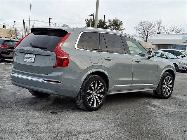2024 Volvo XC90 Plus Bright Theme