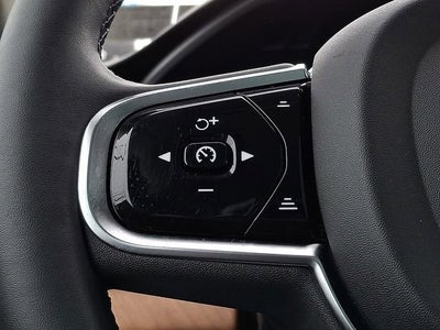 2024 Volvo XC90 Plus Bright Theme