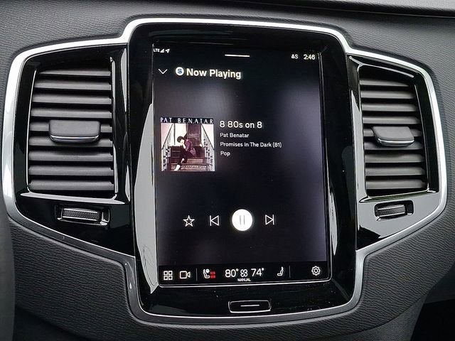 2024 Volvo XC90 Plus Bright Theme