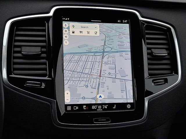 2024 Volvo XC90 Plus Bright Theme