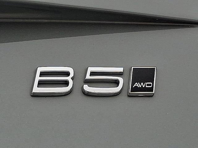 2024 Volvo XC90 Plus Bright Theme